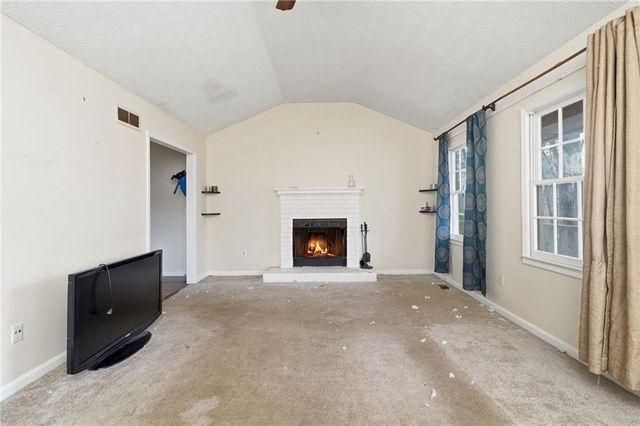 3787 Memorial NW Parkway, Kennesaw, GA 30152