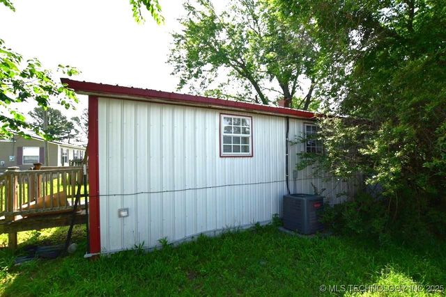205 W Dogwood, Stilwell, OK 74960