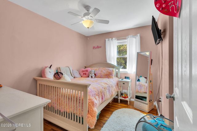 6 Tulip Court, Jackson, NJ 08527