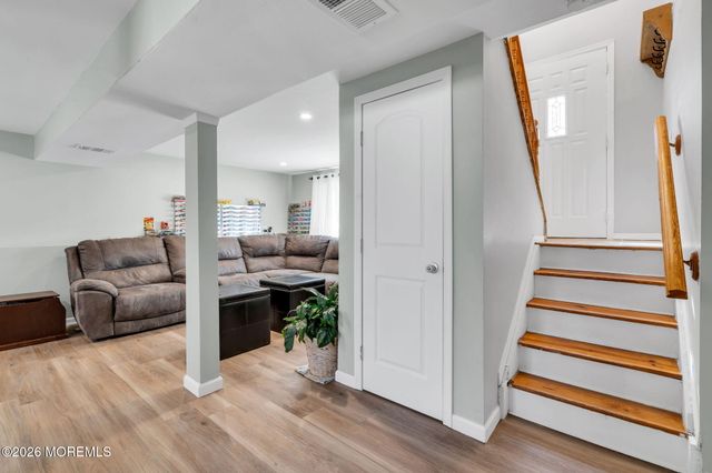 6 Tulip Court, Jackson, NJ 08527