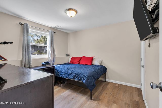6 Tulip Court, Jackson, NJ 08527