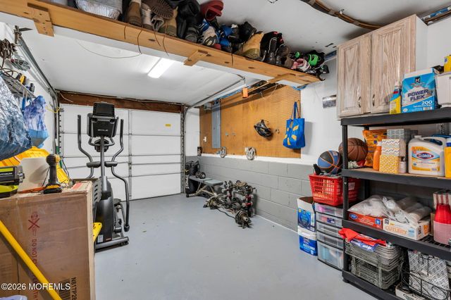 6 Tulip Court, Jackson, NJ 08527