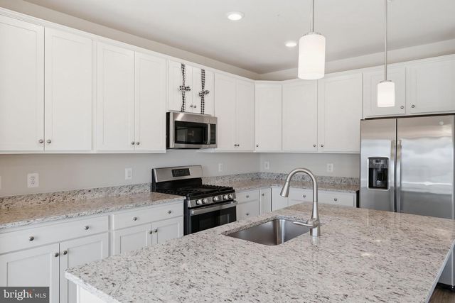 5604 LANTEEN ST, Lanham, MD 20706