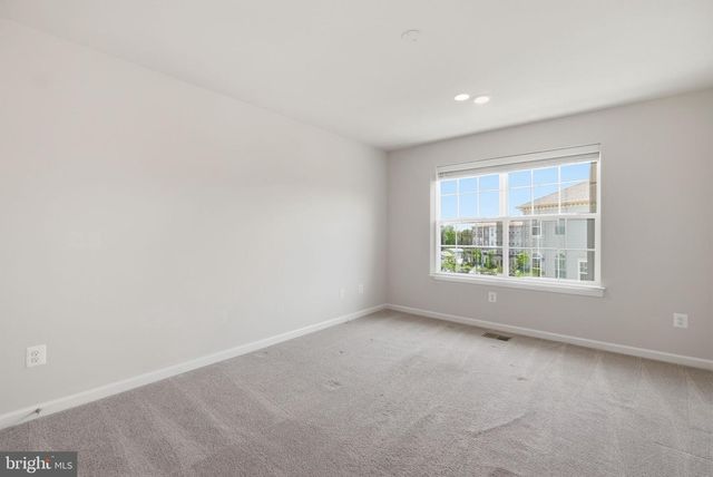 5604 LANTEEN ST, Lanham, MD 20706