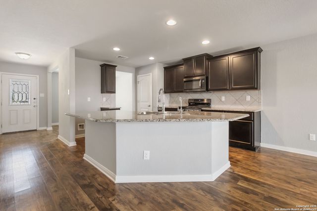 2529 McCrae, New Braunfels, TX 78130