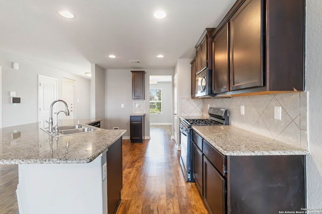 2529 McCrae, New Braunfels, TX 78130