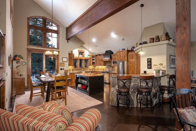 996 Fibreboard Road, Sierraville, CA 96126