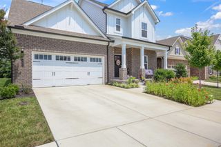 540 Triple Crown Cir, Gallatin, TN 37066