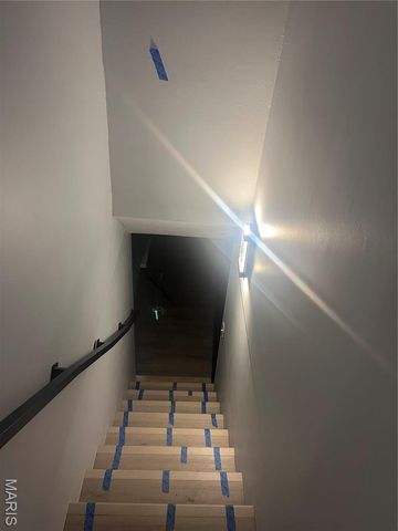 4464 Lee Avenue, St Louis, MO 63115