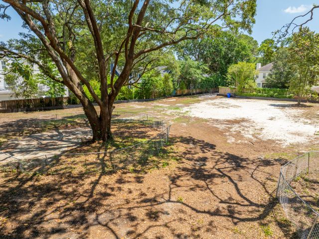 952 Mccants Drive, Mount Pleasant, SC 29464