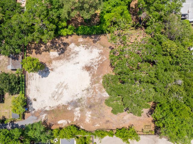 952 Mccants Drive, Mount Pleasant, SC 29464