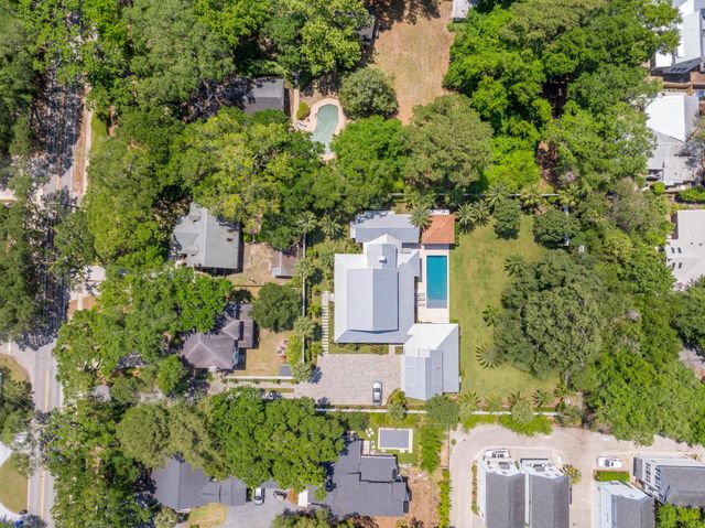 952 Mccants Drive, Mount Pleasant, SC 29464