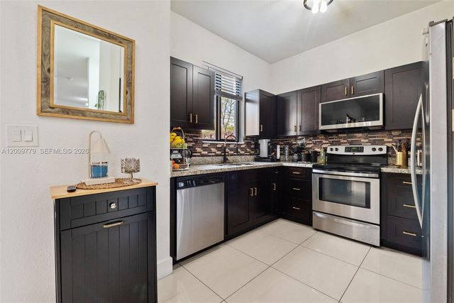 12748 SW 131st Ter, Miami, FL 33186