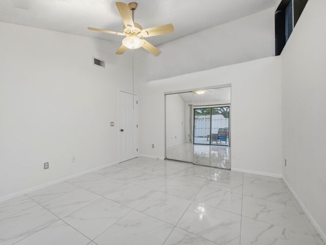 5933 GOLDEN EAGLE Circle, Palm Beach Gardens, FL 33418