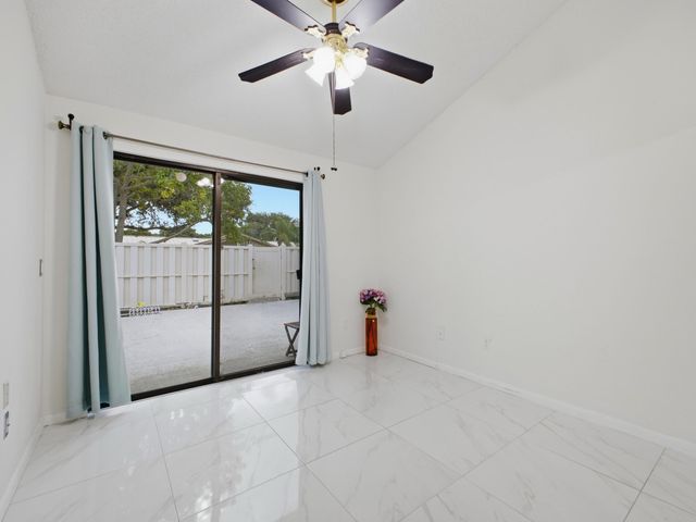 5933 GOLDEN EAGLE Circle, Palm Beach Gardens, FL 33418
