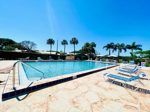 5933 GOLDEN EAGLE Circle, Palm Beach Gardens, FL 33418