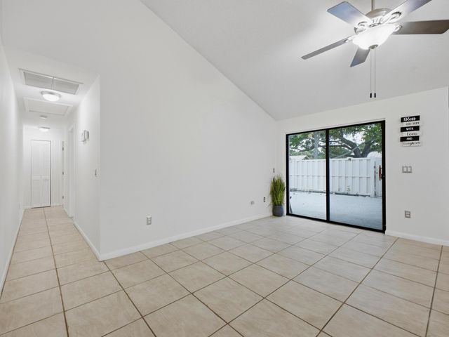 5933 GOLDEN EAGLE Circle, Palm Beach Gardens, FL 33418