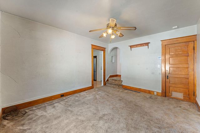 1616 Stickney Avenue, South Saint Paul, MN 55075