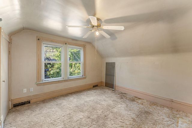 1616 Stickney Avenue, South Saint Paul, MN 55075