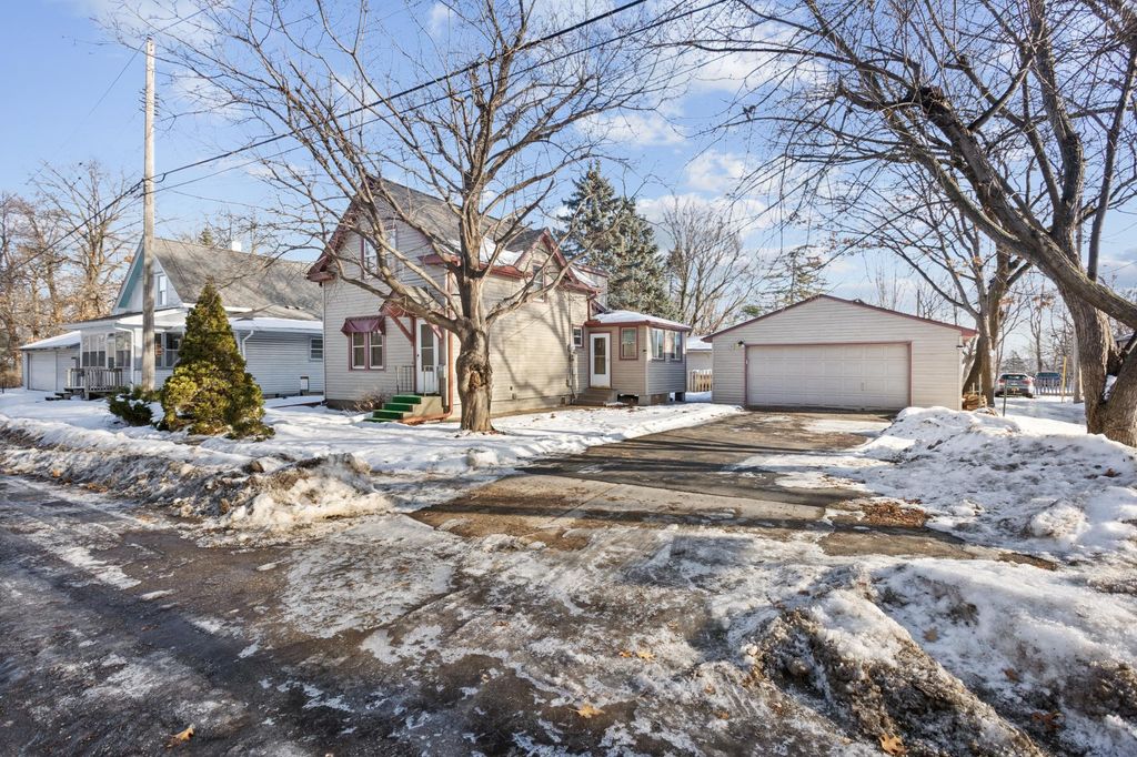 1616 Stickney Avenue, South Saint Paul, MN 55075