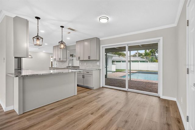 5201 DENVER STREET NE, St Petersburg, FL 33703