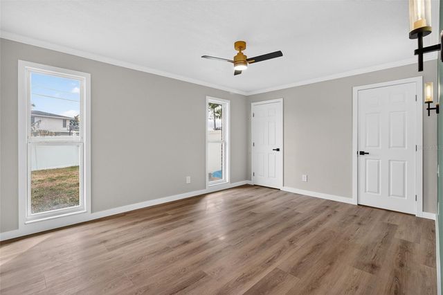 5201 DENVER STREET NE, St Petersburg, FL 33703