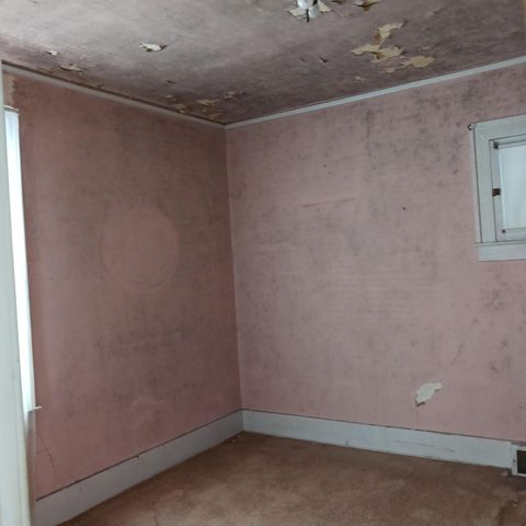 2701 W Philadelphia Street, Detroit, MI 48206