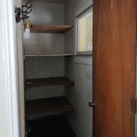 2701 W Philadelphia Street, Detroit, MI 48206