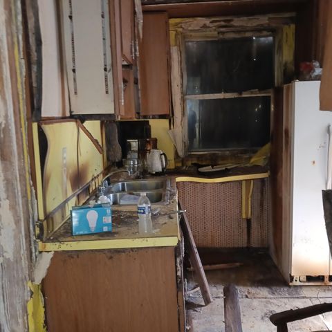 2701 W Philadelphia Street, Detroit, MI 48206