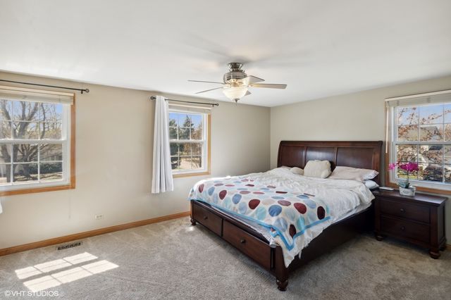 12 Cloverdale Court, Buffalo Grove, IL 60089