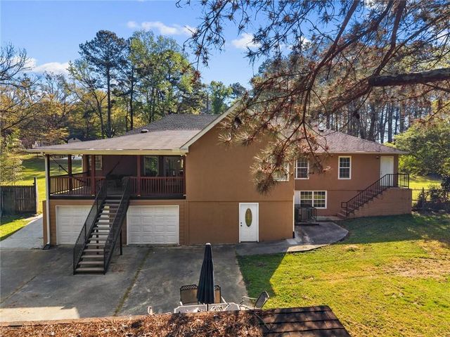 2492 Old Norcross Road, Tucker, GA 30084