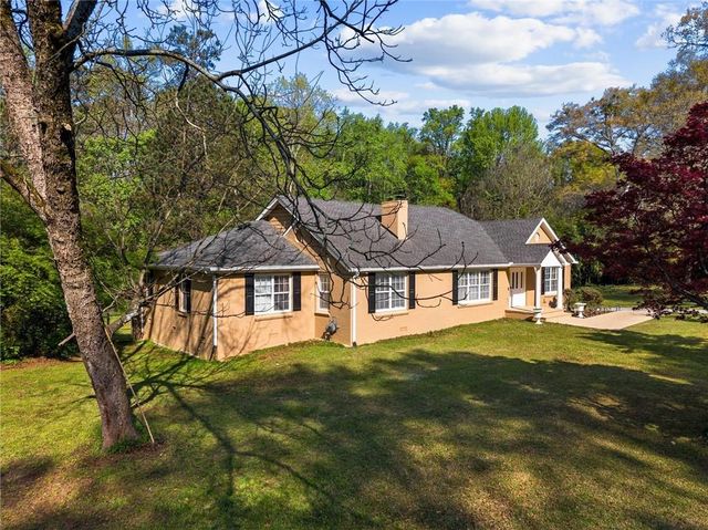 2492 Old Norcross Road, Tucker, GA 30084