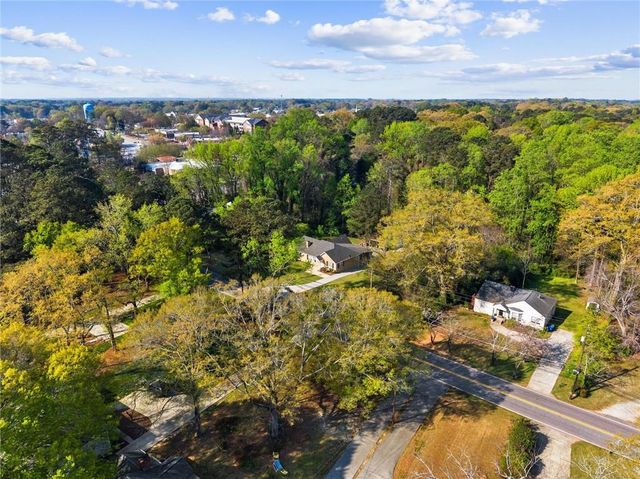 2492 Old Norcross Road, Tucker, GA 30084