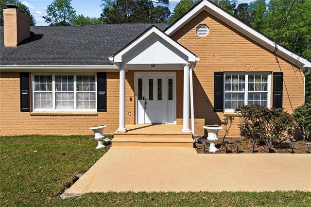 2492 Old Norcross Road, Tucker, GA 30084