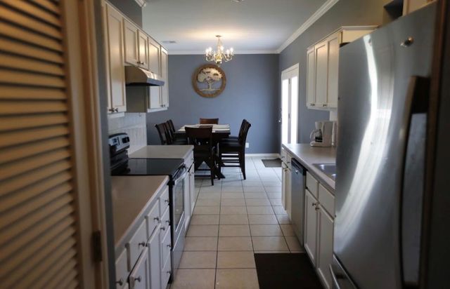 7200 Dan Jean DR B, Austin, TX 78745