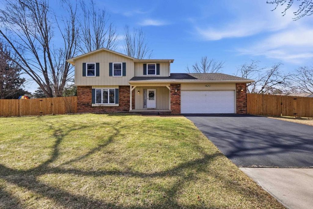5629 Cheryl Drive, Fitchburg, WI 53711
