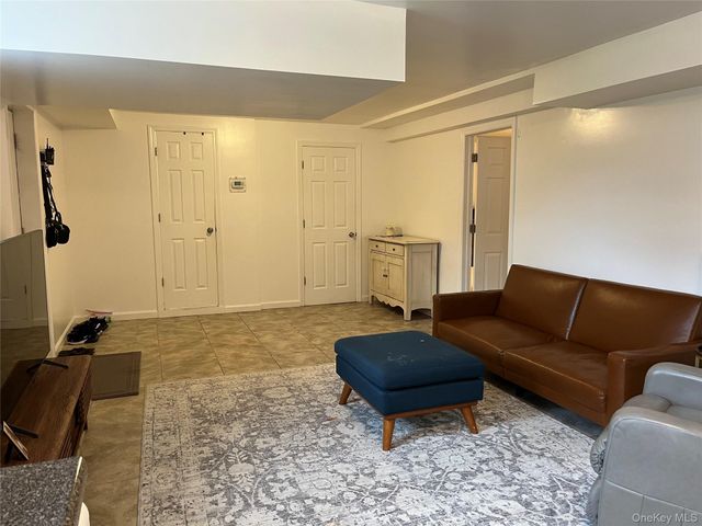 8 Blackford BSMT, Yonkers, NY 10704