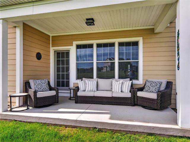 212 Bretlyn Circle, Brighton, NY 14618