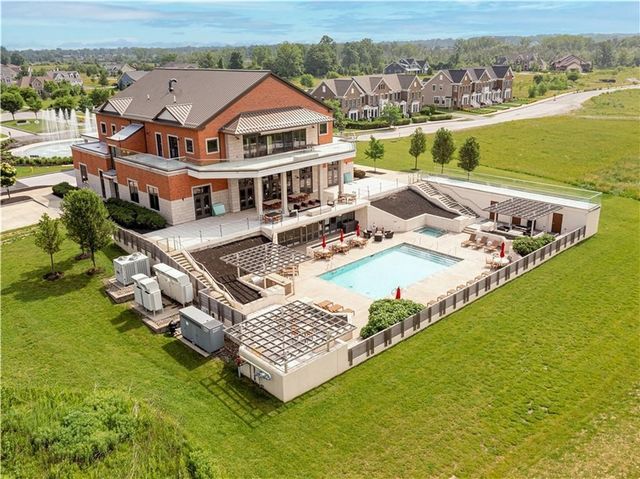 212 Bretlyn Circle, Brighton, NY 14618