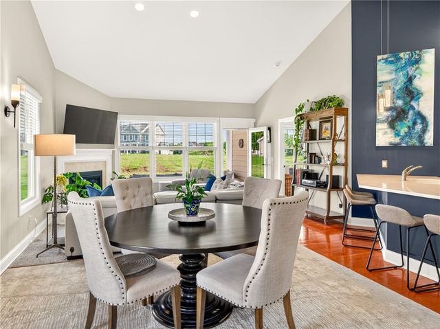 212 Bretlyn Circle, Brighton, NY 14618