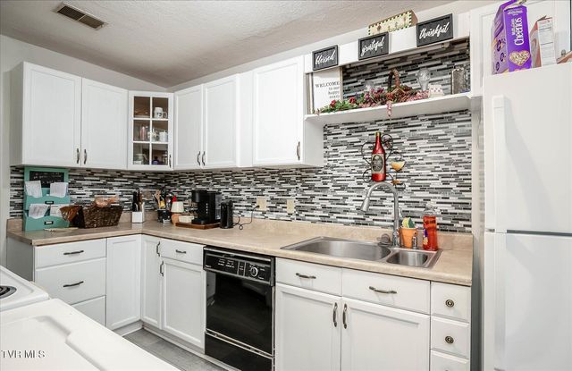 2241 Idle Hour Road, Kingsport, TN 37660