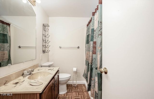 2241 Idle Hour Road, Kingsport, TN 37660