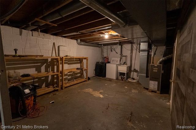 5101 Marilyn Drive, Flint, MI 48506