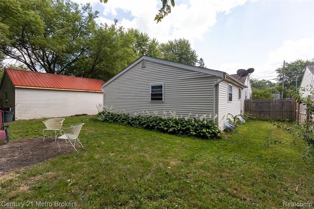 5101 Marilyn Drive, Flint, MI 48506