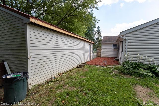 5101 Marilyn Drive, Flint, MI 48506