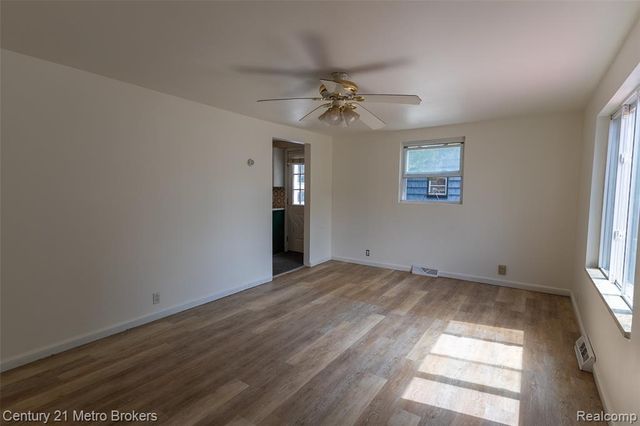5101 Marilyn Drive, Flint, MI 48506
