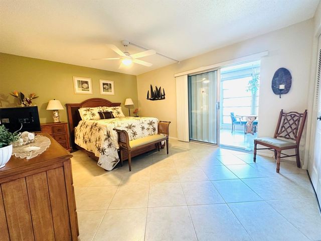 2132 Cambridge F 2132, Deerfield Beach, FL 33442