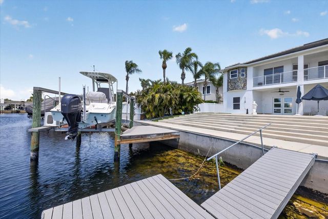 5101 SOUTHSHORE DRIVE, New Port Richey, FL 34652