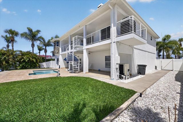 5101 SOUTHSHORE DRIVE, New Port Richey, FL 34652