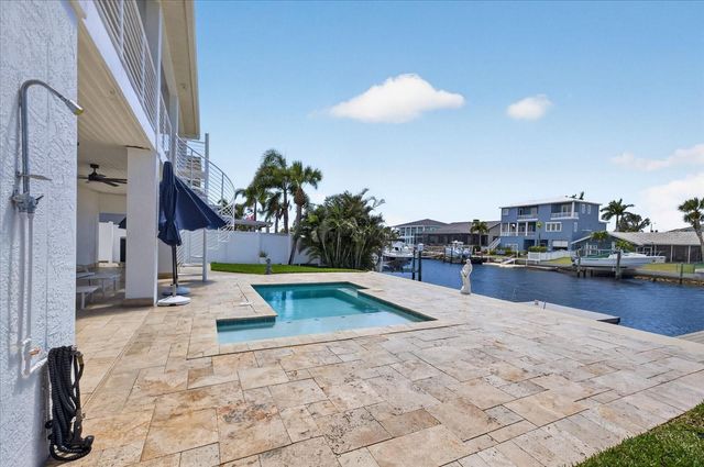 5101 SOUTHSHORE DRIVE, New Port Richey, FL 34652